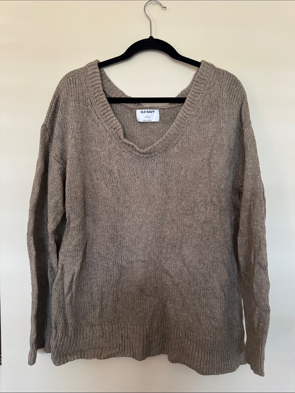 Old Navy Women's Taupe Pullover Sweater